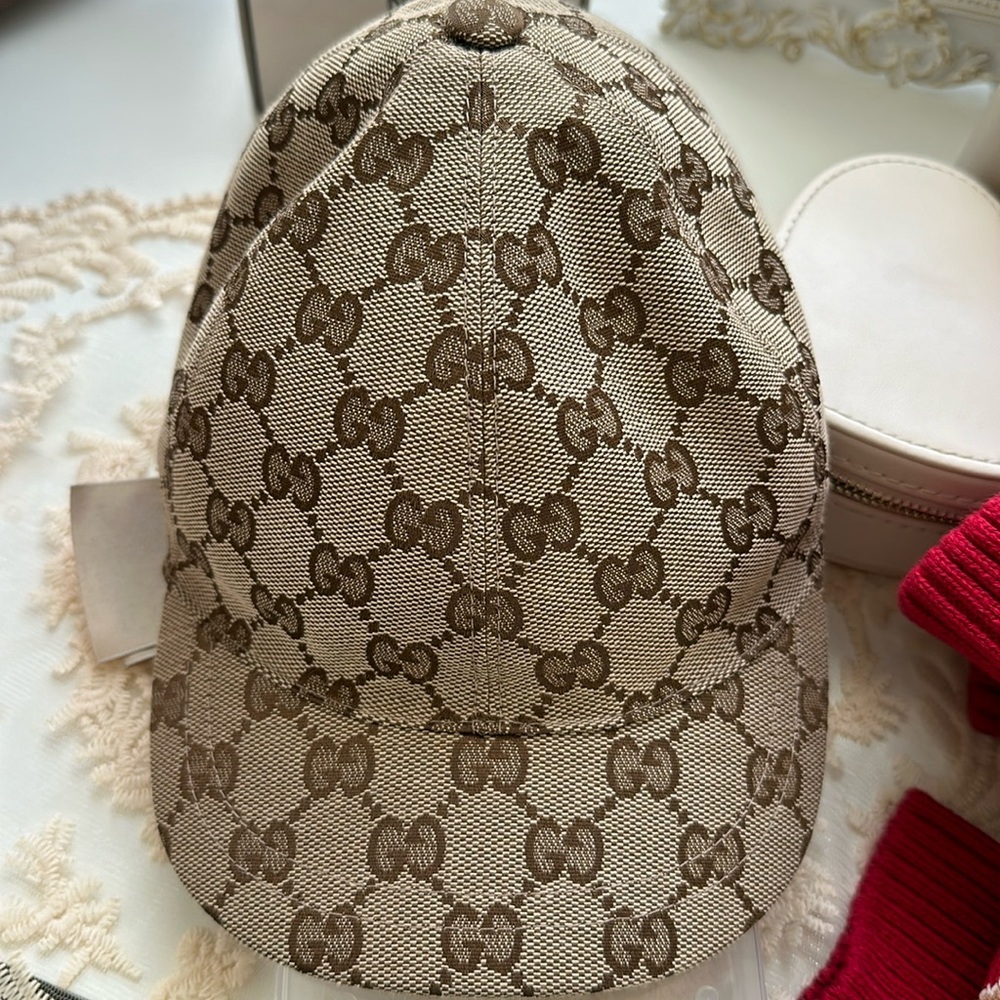 Authentic Gucci kids size small